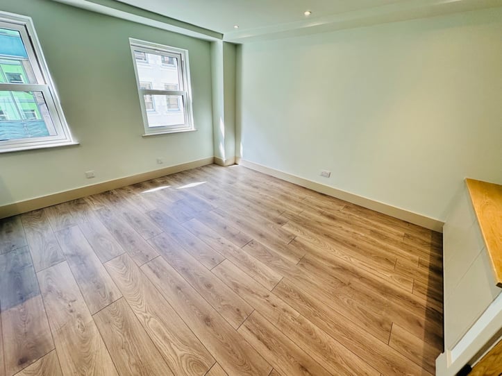 Flat 1 14 Le Bordage