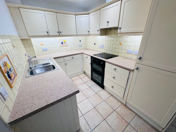  Flat 1, 5 Sausmarez Street